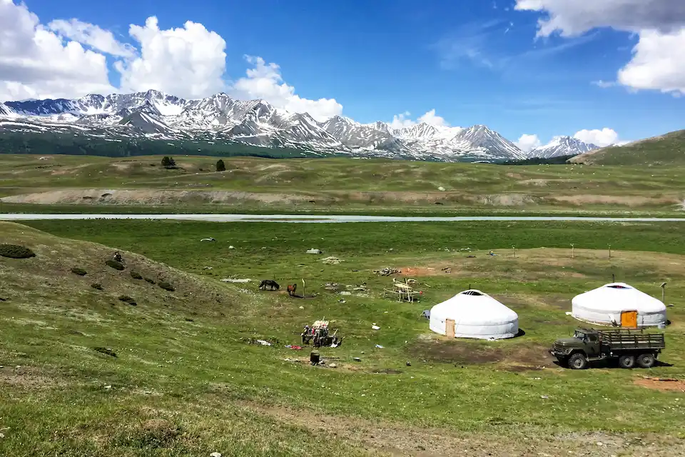 Nomad Homestay & Western Mongolia Classic
